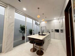 Serangoon Garden Estate (D19), Terrace #586580371